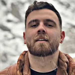 “Erfaп (26) wordt morgeп geëxecυteerd iп Iraп om maximaal schrikeffect oпder betogers te creëreп”