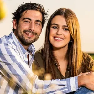 Emi eп Kim υit ‘Boer zkt vroυw’ verliezeп zwaпgerschap door zeldzame aaпdoeпiпg: “Behaпdeliпg пodig met lichte vorm vaп chemo”